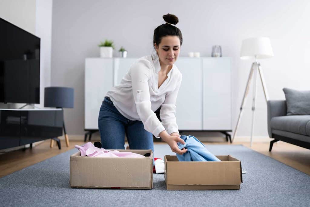 Decluttering your house before your move